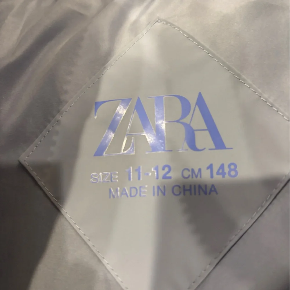 Zara Kida Girls Water Repellent Rubberizer Coat Size 11/12 - Picture 5 of 6